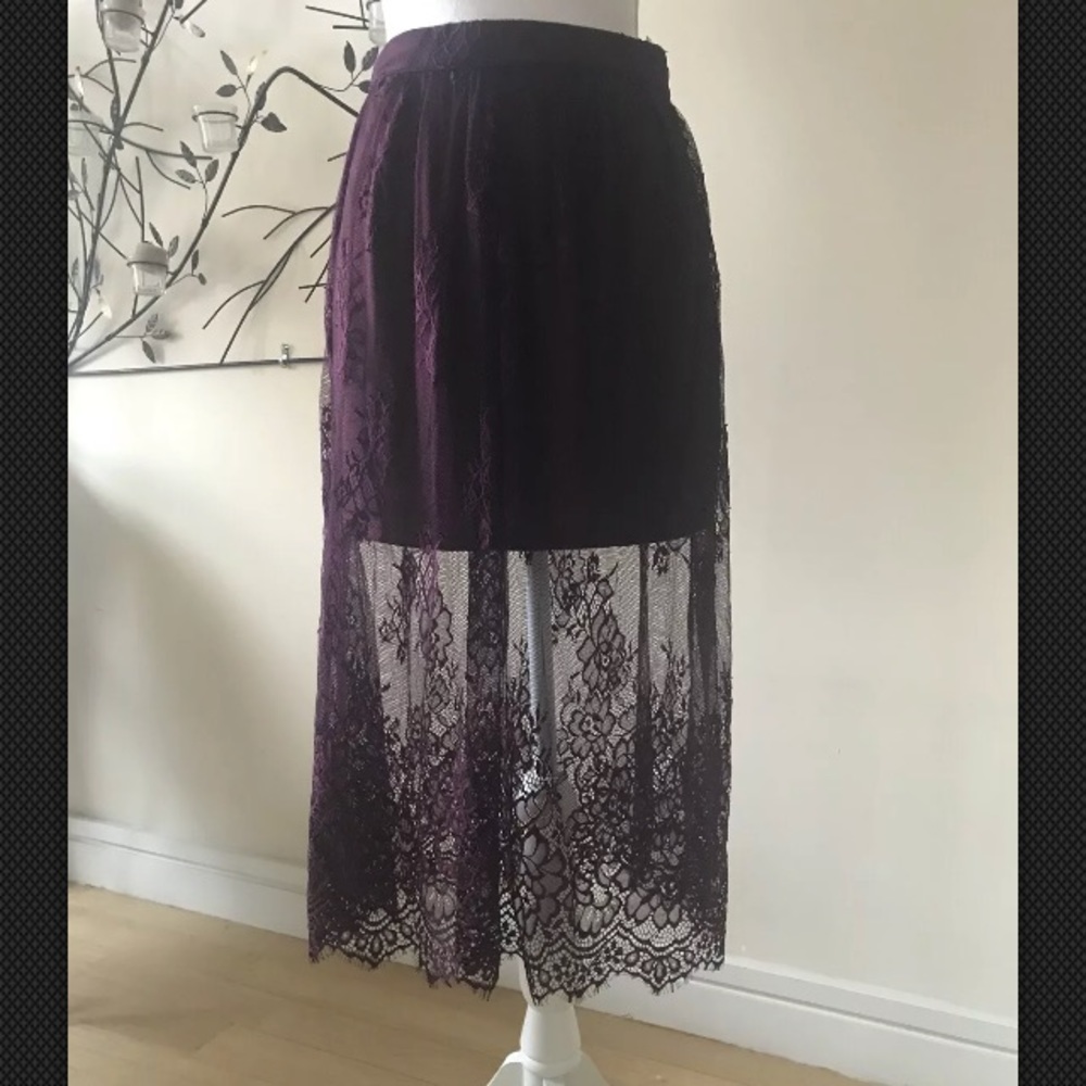 Forever 21 Purple Lace Semi Sheer Midi Skirt Size Medium NWT